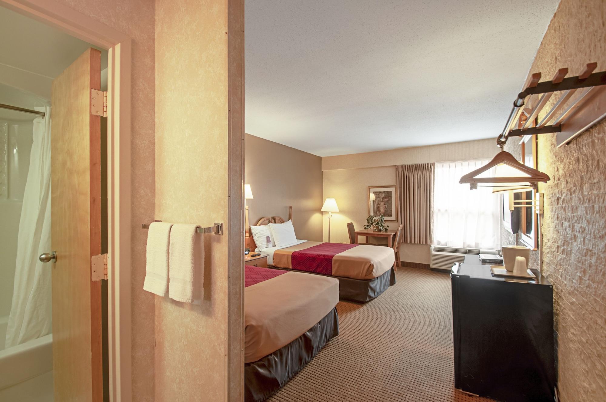 Econo Lodge Metro Arlington Buitenkant foto