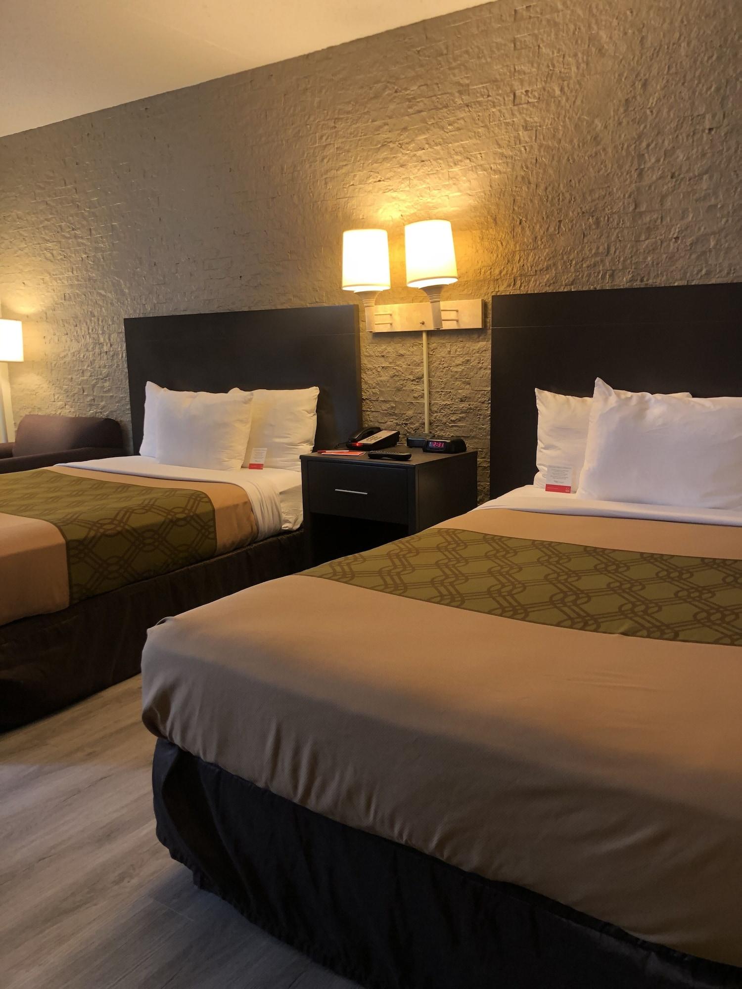 Econo Lodge Metro Arlington Buitenkant foto