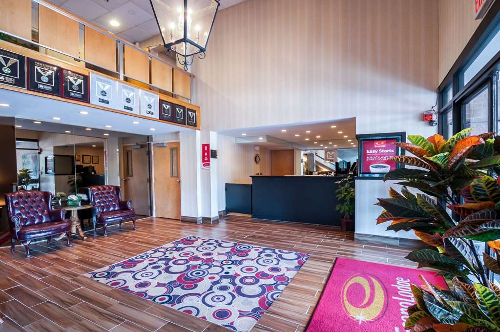 Econo Lodge Metro Arlington Interieur foto